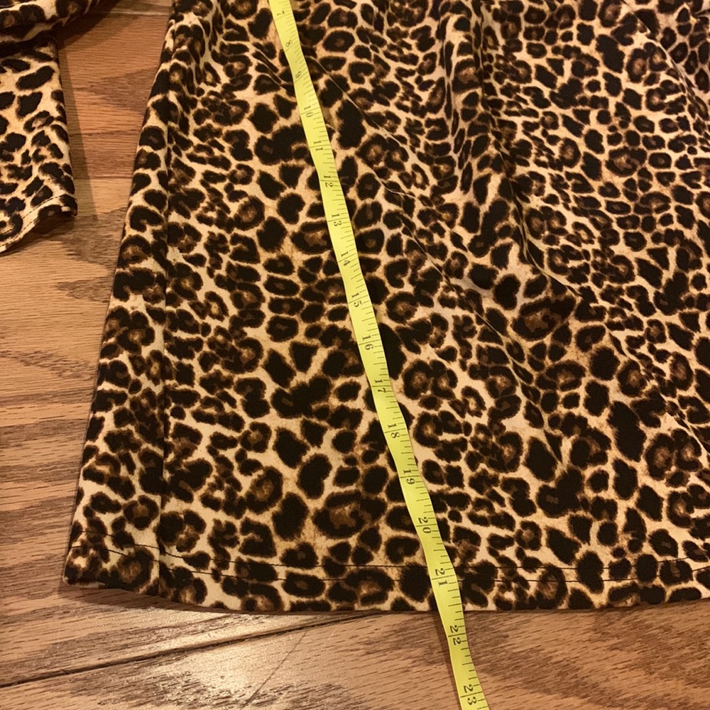 Modern Jester Leopard Top - Picture 5 of 6